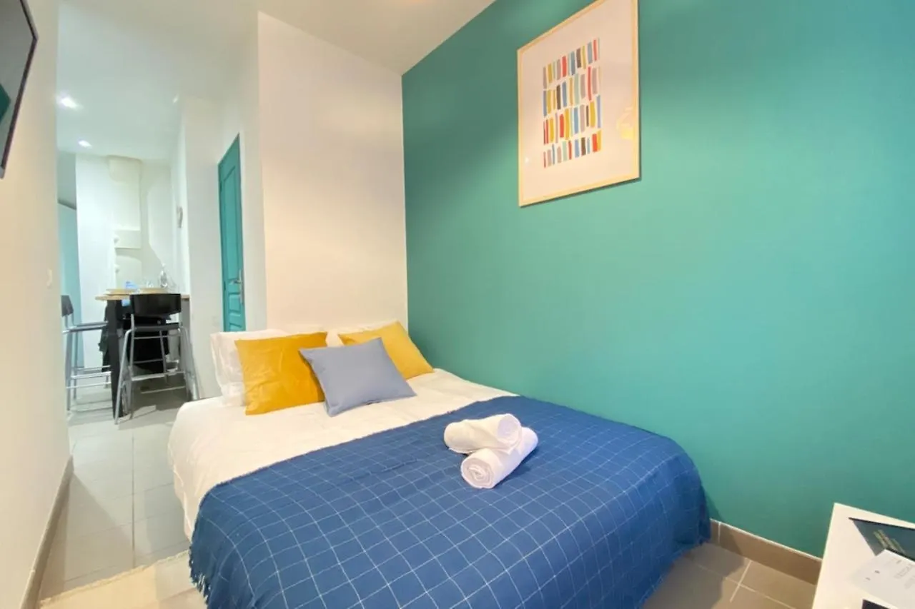 Happyhome Terrasse En Ville Fastwifi Netflix Marseille Apartment